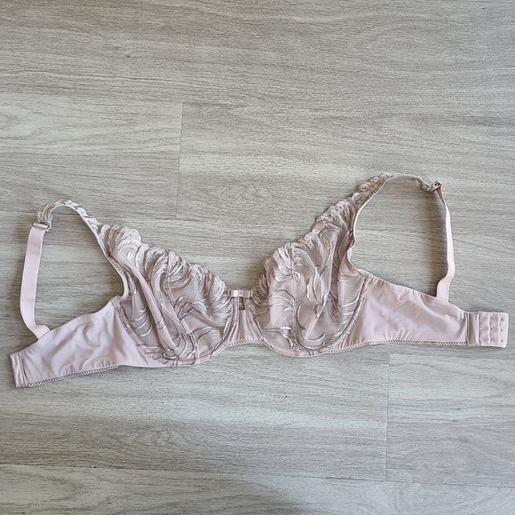 Felina Lana Unlined Bra - Picture 5 of 7